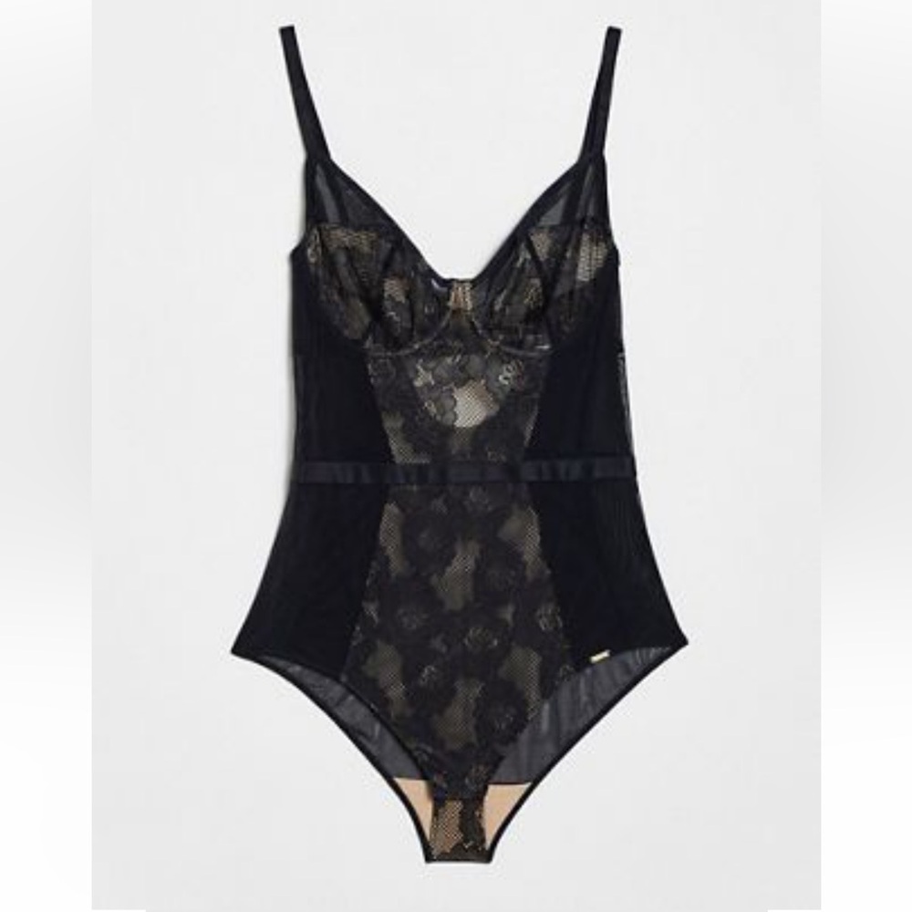 Gossard Femme non-padded underwire bodysuit with lace detail